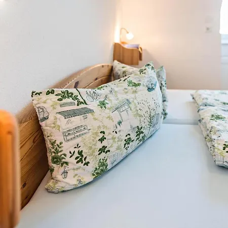 Borrs Апартаменты *